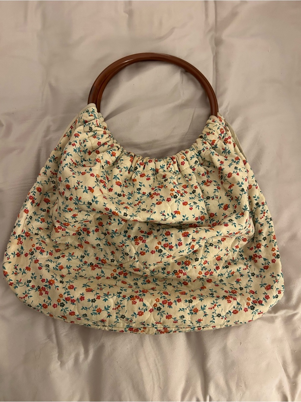 Vintage Floral Cream Gathered Handbag with Brown Wooden Handles